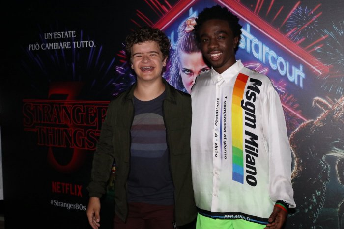Stranger Things 3, parlano Dustin e Lucas: “I ragazzi della serie vivono nell’immaginazione di tutti!”