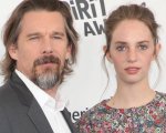 Stranger Things 3: Maya Hawke, su Instagram il tenero post di papà Ethan Hawke