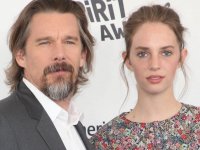 Stranger Things 3: Maya Hawke, su Instagram il tenero post di papà Ethan Hawke