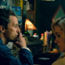 Serenity - L'isola dell'iganno: Matthew McConaughey insieme ad Anne Hathaway