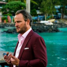 Serenity - L'isola dell'iganno: Jason Clarke in una scena del film
