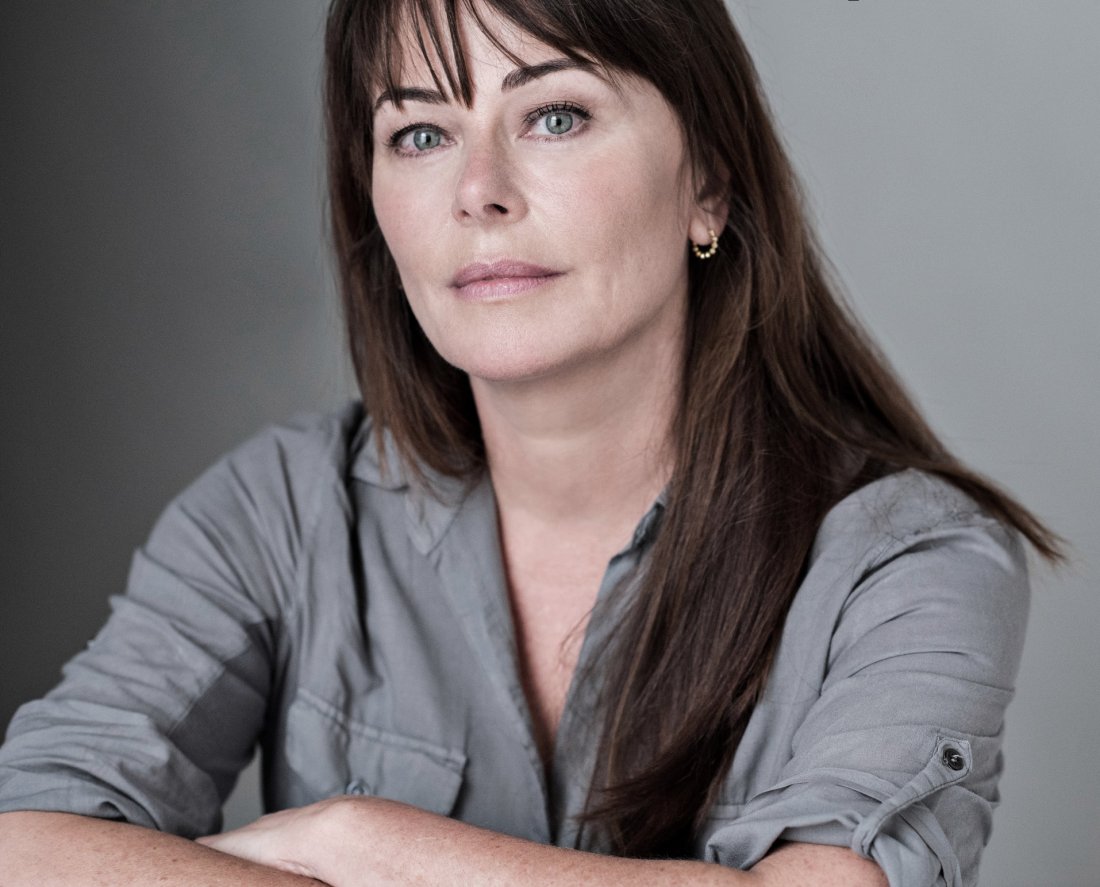 Polly Walker delphine day