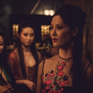 Warrior: una scena con Olivia Cheng