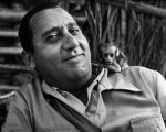 Alberto Sordi: Edoardo Pesce è il suo sosia nella prima foto del film TV