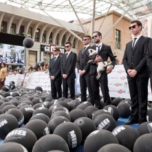 Men In Black International - Giffoni Film Festival: un'immagine dell'evento con degli 'Agenti MIB' a fare da coreografia