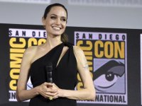 The Eternals: Angelina Jolie e il cast presentano ai fan il cinecomic Marvel