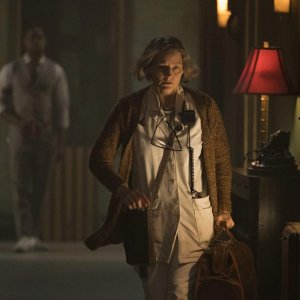 Hotel Artemis: Jodie Foster in una scena del film