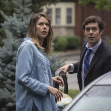 Isabelle - L'ultima evocazione: Amanda Crew  e Adam Brody durante una scena del film
