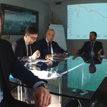 Nevermind: un incontro di lavoro in una foto del film