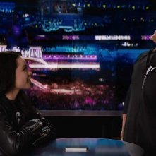 Una famiglia al tappeto: Dwayne Johnson, Florence Pugh durante una scena del film