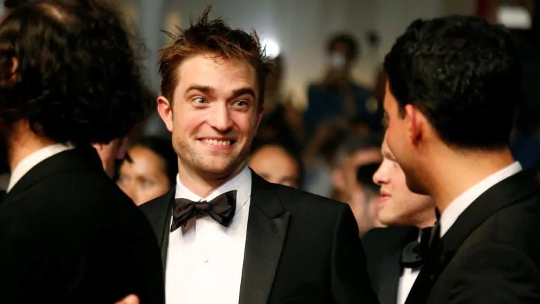robert pattinson la figlia ha un futuro a hollywood gi224 garantito grazie a mamma suki waterhouse da Movieplayer.it robert pattinson la figlia ha un futuro a hollywood gi224 garantito grazie a mamma suki waterhouse