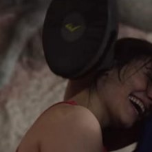 Sangue nella bocca: Leonardo Sbaraglia insieme a Eva De Domenici in una scena