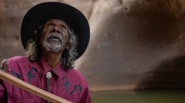 Goldstone - Dove i mondi si scontrano: David Gulpilil in una scena del film