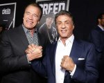 Sylvester Stallone e Arnold Schwarzenegger si sfottono a vicenda in un video virale