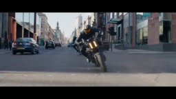 Fast And Furious - Hobbs And Shaw - Clip 'Siamo Inseguiti Da Terminator'