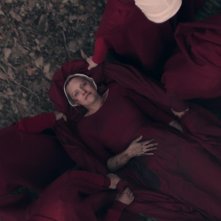 The Handmaid's Tale: un'immagine del finale della terza stagione