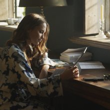 Submergence: Alicia Vikander in una scena