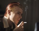 Stardust: Johnny Flynn è David Bowie nella prima foto del film!