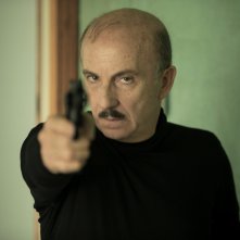 5 è il numero perfetto: un'immagine di Carlo Buccirosso