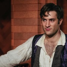 Carnival Row: Arty Froushan in una scena della serie