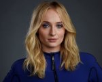 Sophie Turner in calzini e sandali: l'attrice risponde alle critiche