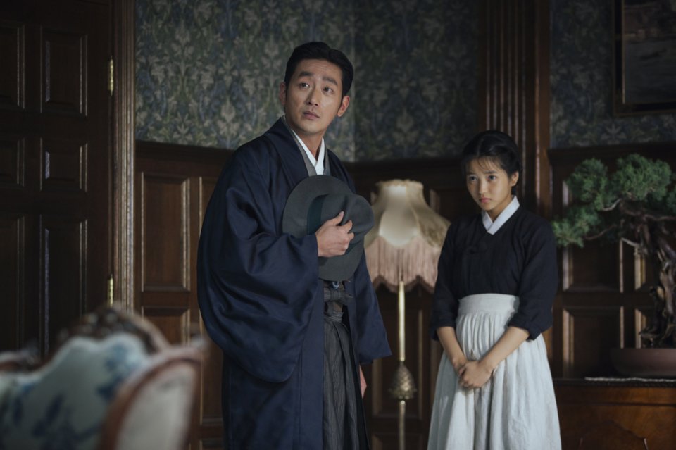 Mademoiselle: Tae Ri Kim e Ha Jung-woo in una scena del film