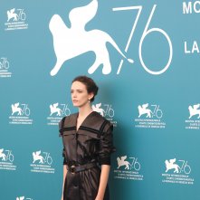 Venezia 2019: Stacy Martin al photocall delle giurie