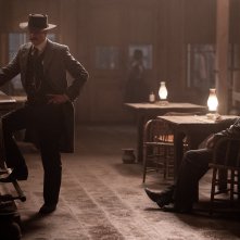 Deadwood - Il Film: Ian McShane e Timothy Olyphant in  una scena del film
