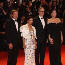 Venezia 2019: Brad Pitt, Liv Tyler, Ruth Negga e James Gray sul red carpet di Ad Astra