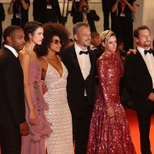 Venezia 2019: uno scatto del cast sul red carpet di Seberg