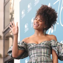 Venezia 2019: una sorridente Zazie Beetz al photocall di Joker