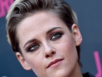 Kristen Stewart, 'Mi dissero: 'Vuoi fare un film Marvel? Non baciare la tua ragazza in pubblico'