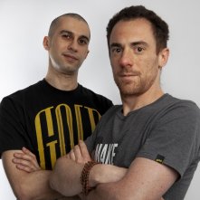 Segnale d'allarme - La mia battaglia VR: Elio Germano e Omar Rashid in una foto promozionale