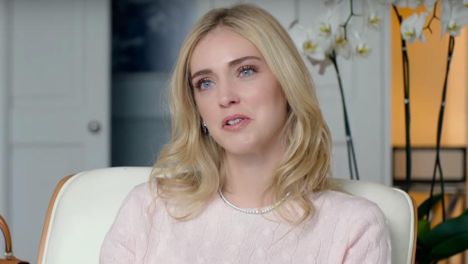 Primo piano di Chiara Ferragni in Unposted