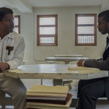 Il diritto di opporsi: Jamie Foxx, Michael B. Jordan in una scena del film