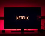 Netflix: sì agli episodi settimanali ma anche serie TV tutte d'un fiato