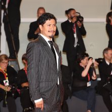 Venezia 2019: Harold Torres sul red carpet di ZeroZeroZero