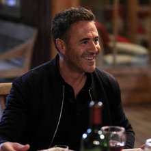 Grandi bugie tra amici: José Garcia in una scena del film