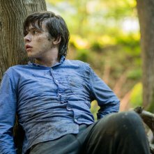 Strange But True: Nick Robinson in una scena del film