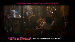 Selfie Di Famiglia I Trailer Italiano Ufficiale Hd