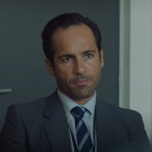 The Cry: Alex Dimitriades in una scena della serie