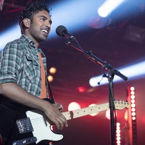 Yesterday: Himesh Patel in una scena del film