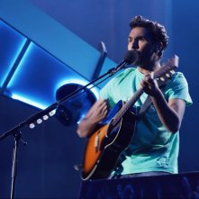 Yesterday: Himesh Patel in una sequenza del film