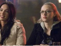 Megan Fox e quel bacio 'terrificante' con Amanda Seyfried in Jennifer's Body