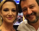 Asia Argento e Matteo Salvini: la strana coppia nella foto su Instagram