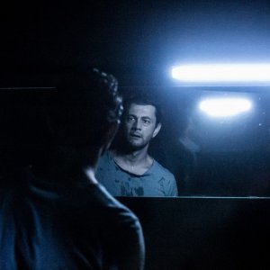 Drive me Home: Vinicio Marchioni in una scena del film