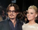 Johnny Depp accusa Amber Heard di averlo ricattato con una foto compromettente