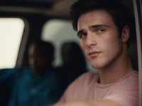 James Bond, Amazon punta su Jacob Elordi per il prossimo 007: Steven Knight scriverà Bond 26