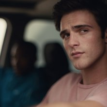 Euphoria: Jacob Elordi in una scena della serie