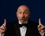 Maurizio Battista Weekend: la programmazione speciale da stasera su Comedy Central!